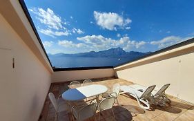 ApartmentsGarda - Canevini Residence